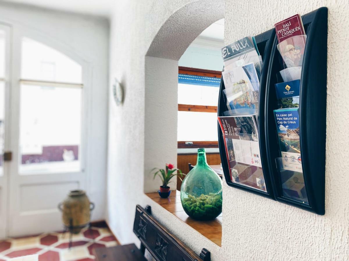 Hostal Портбоу Экстерьер фото